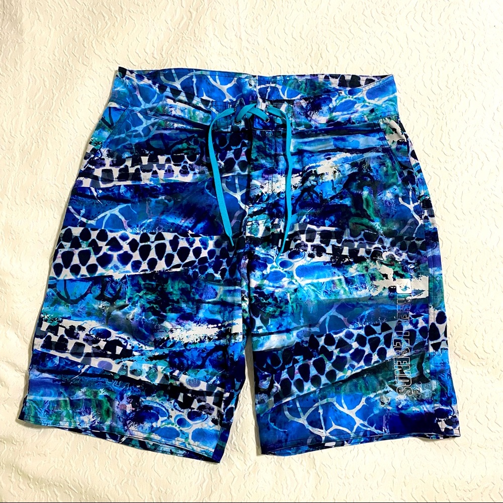 Mens reel legends board shorts size 36